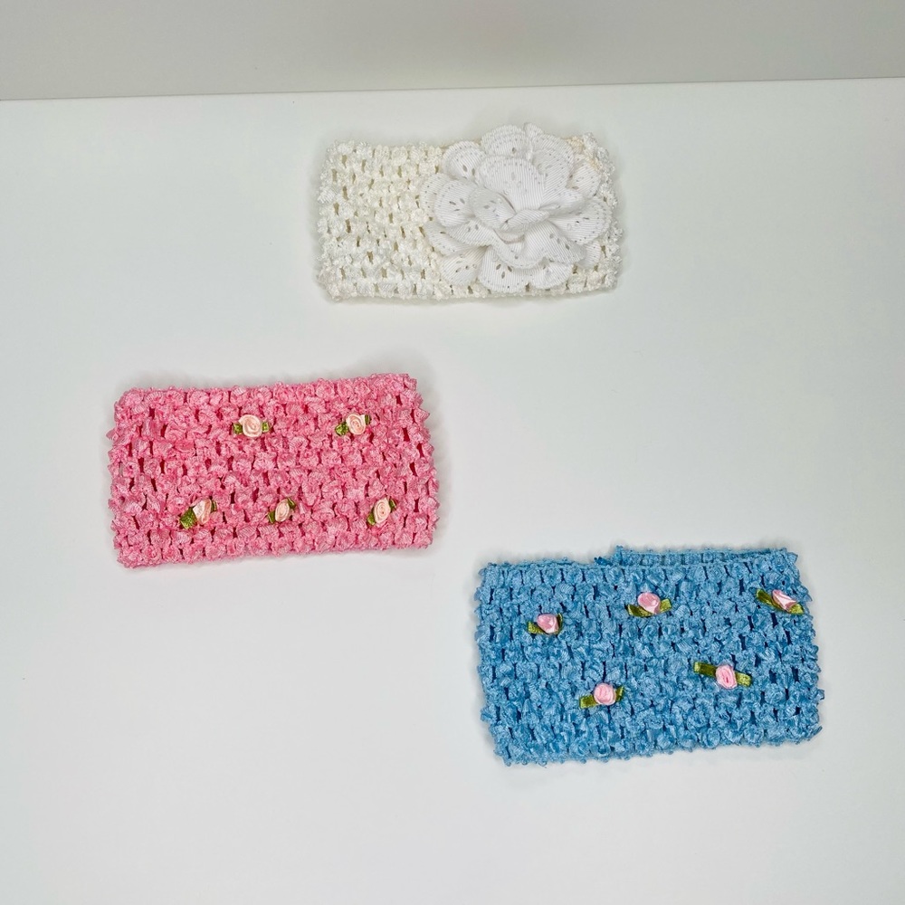 Bundle 3 headbands stretchy elastic crocheted material.